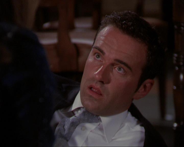 Charmed-Online_dot_net-3x01TheHoneymoonsOver2173.jpg