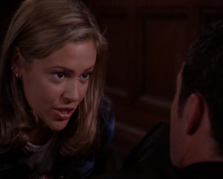 Charmed-Online_dot_net-3x01TheHoneymoonsOver2184.jpg
