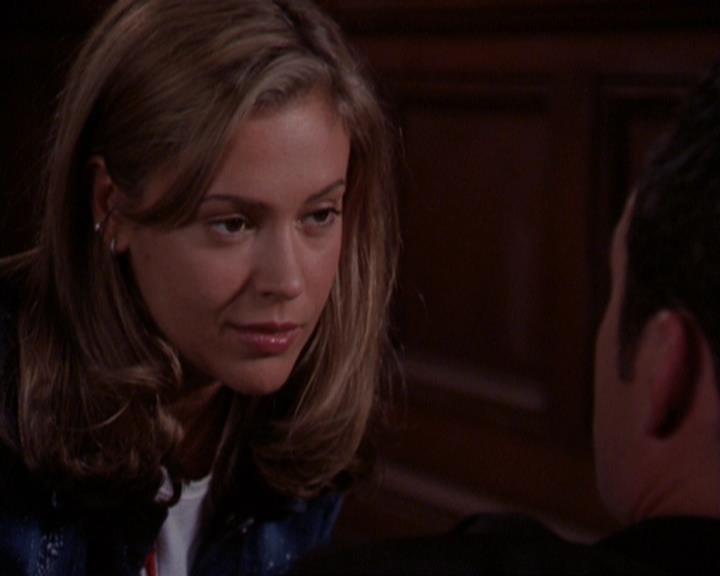 Charmed-Online_dot_net-3x01TheHoneymoonsOver2189.jpg