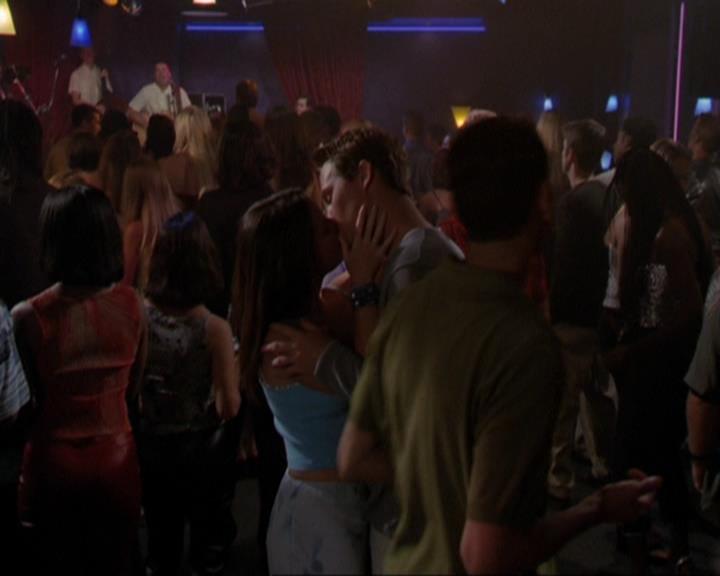Charmed-Online_dot_net-3x01TheHoneymoonsOver2340.jpg