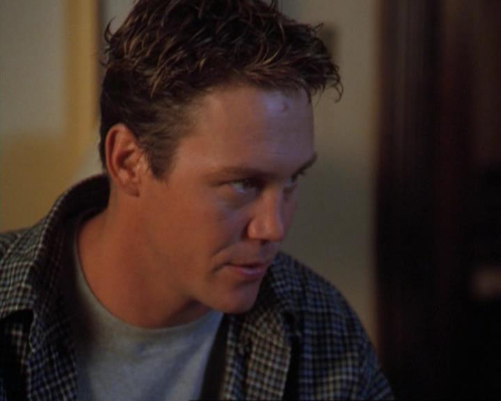 Charmed-Online_dot_net-3x02MagicHour0184.jpg