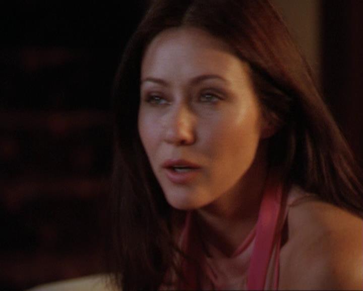 Charmed-Online_dot_net-3x02MagicHour0188.jpg