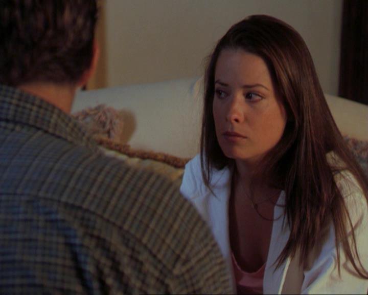 Charmed-Online_dot_net-3x02MagicHour0194.jpg Charmed-Online_dot_net-3x02MagicHour0194.jpg