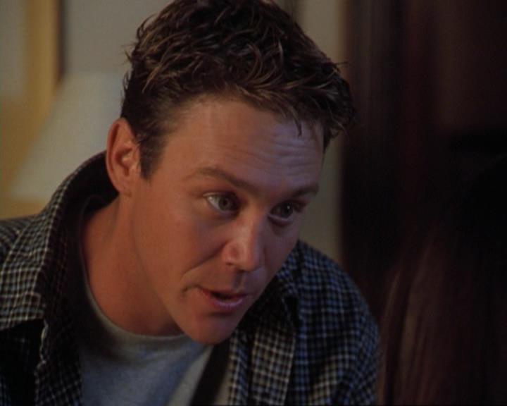 Charmed-Online_dot_net-3x02MagicHour0226.jpg