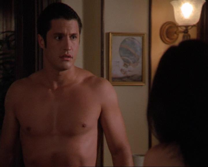 Charmed-Online_dot_net-3x02MagicHour0301.jpg Charmed-Online_dot_net-3x02MagicHour0301.jpg