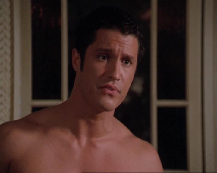 Charmed-Online_dot_net-3x02MagicHour0367.jpg