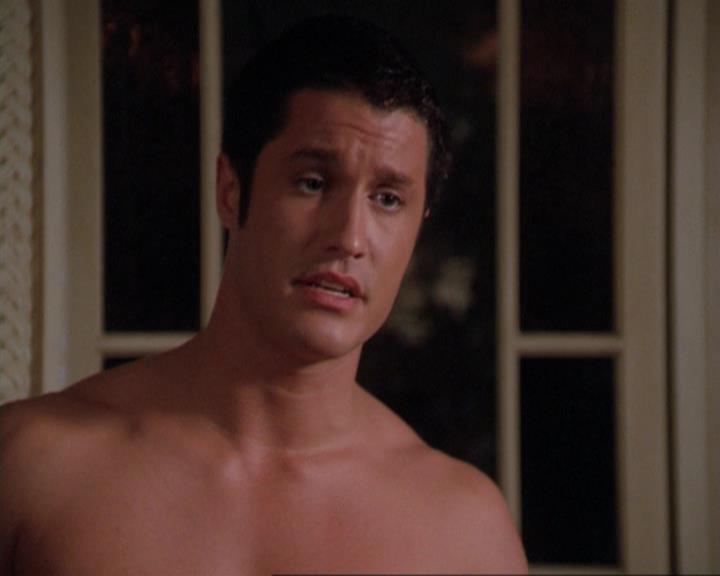 Charmed-Online_dot_net-3x02MagicHour0373.jpg Charmed-Online_dot_net-3x02MagicHour0373.jpg