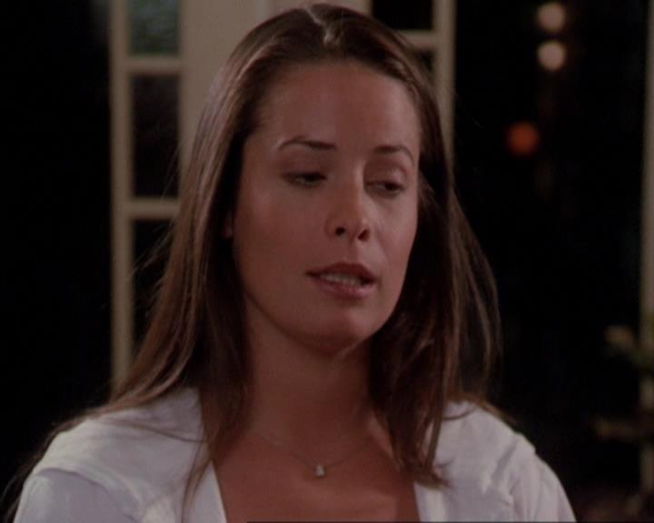 Charmed-Online_dot_net-3x02MagicHour0402.jpg Charmed-Online_dot_net-3x02MagicHour0402.jpg