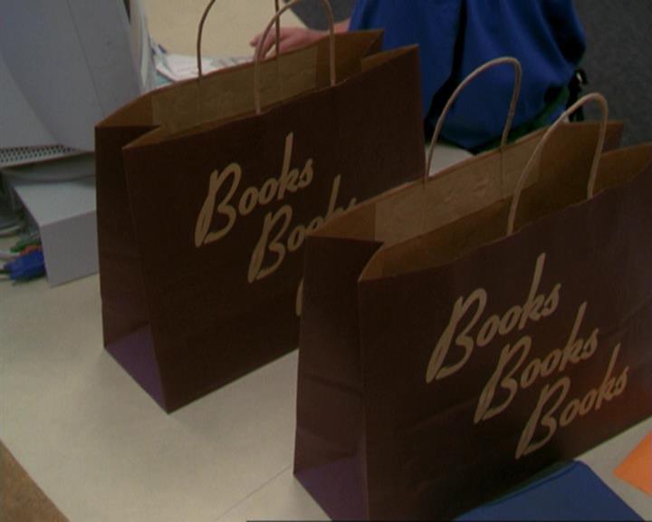 Charmed-Online_dot_net-3x02MagicHour0516.jpg Charmed-Online_dot_net-3x02MagicHour0516.jpg