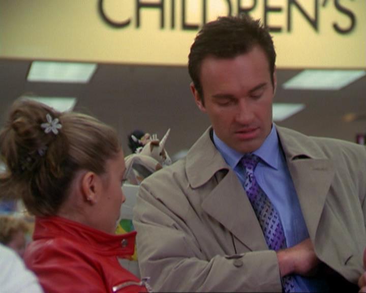 Charmed-Online_dot_net-3x02MagicHour0524.jpg