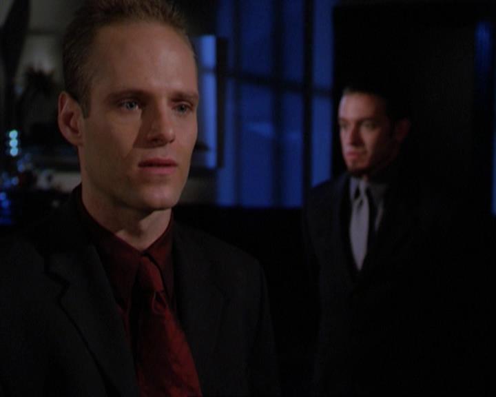 Charmed-Online_dot_net-3x02MagicHour0609.jpg