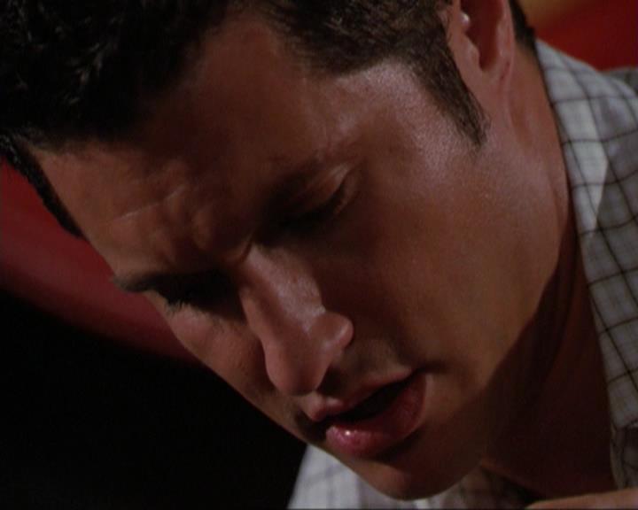 Charmed-Online_dot_net-3x02MagicHour0664.jpg