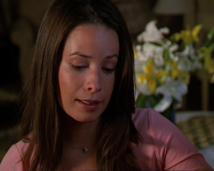 Charmed-Online_dot_net-3x02MagicHour1113.jpg