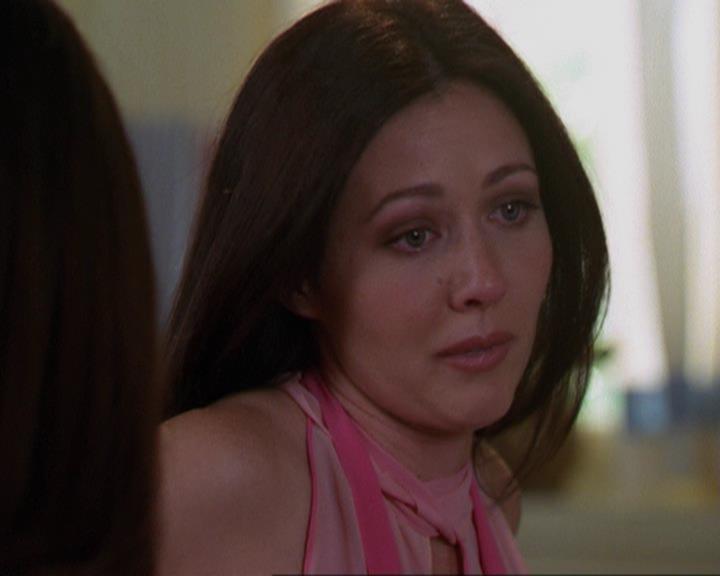 Charmed-Online_dot_net-3x02MagicHour1181.jpg