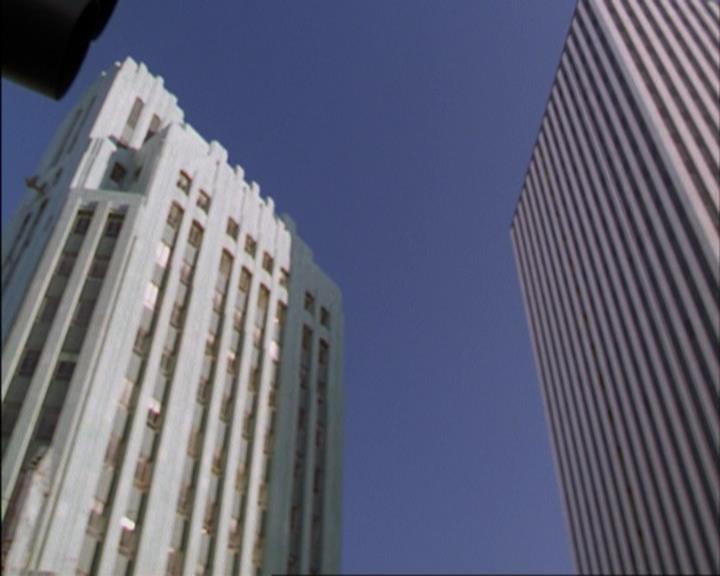Charmed-Online_dot_net-3x02MagicHour1217.jpg