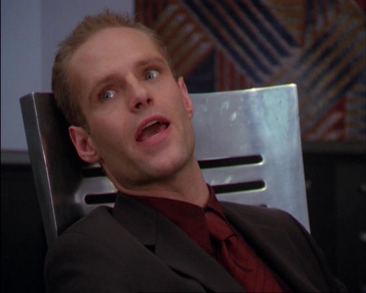 Charmed-Online_dot_net-3x02MagicHour1234.jpg