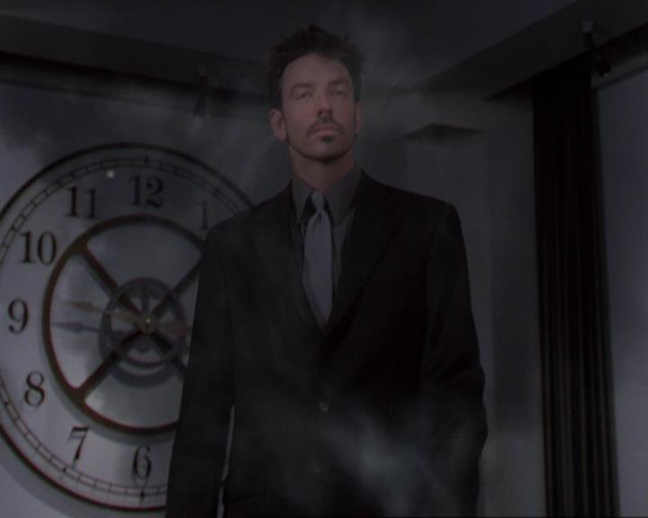 Charmed-Online_dot_net-3x02MagicHour1263.jpg
