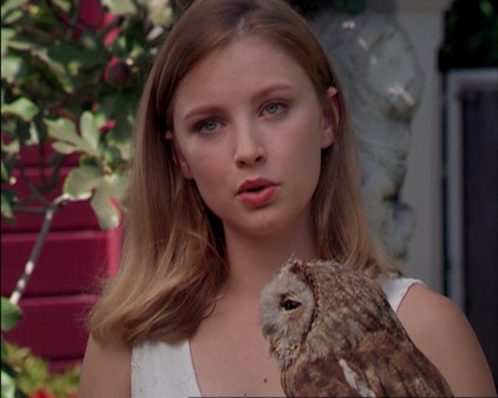 Charmed-Online_dot_net-3x02MagicHour1297.jpg