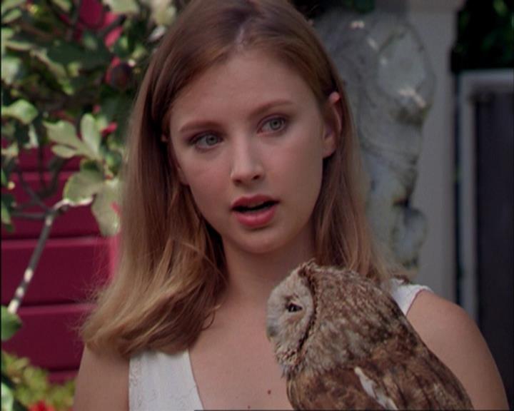 Charmed-Online_dot_net-3x02MagicHour1300.jpg