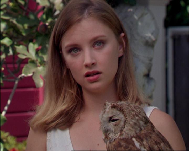 Charmed-Online_dot_net-3x02MagicHour1310.jpg