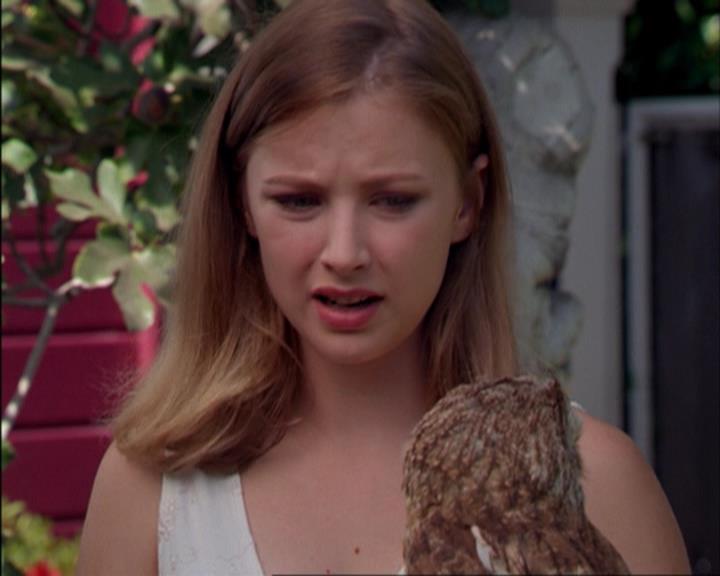 Charmed-Online_dot_net-3x02MagicHour1318.jpg