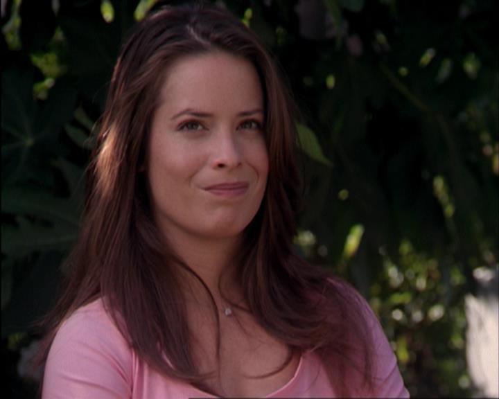 Charmed-Online_dot_net-3x02MagicHour1322.jpg