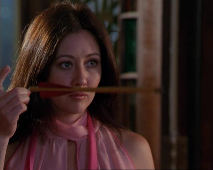 Charmed-Online_dot_net-3x02MagicHour1544.jpg