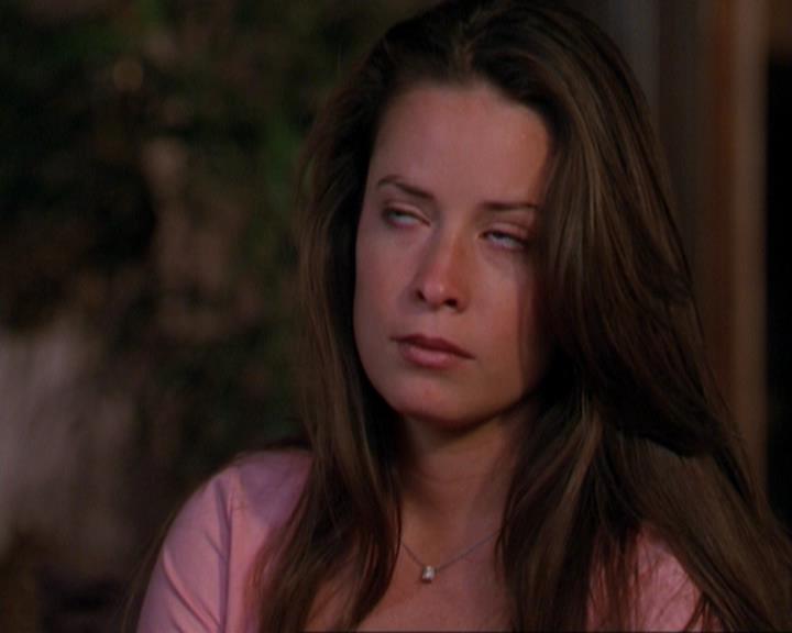 Charmed-Online_dot_net-3x02MagicHour1589.jpg