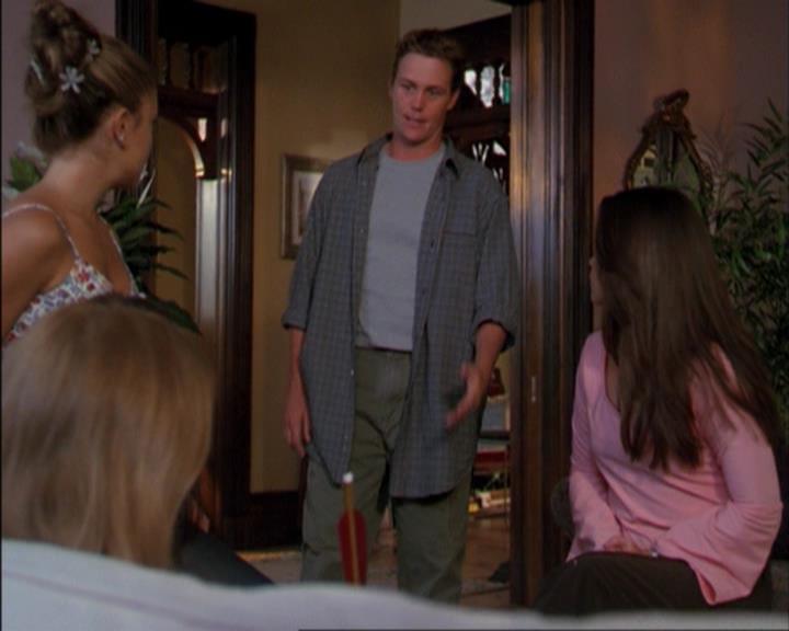 Charmed-Online_dot_net-3x02MagicHour1597.jpg