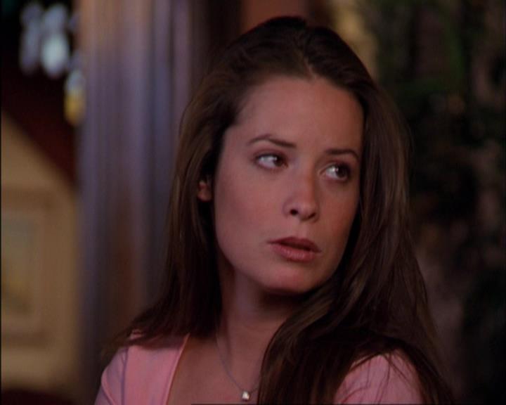 Charmed-Online_dot_net-3x02MagicHour1611.jpg