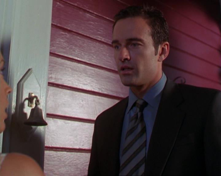Charmed-Online_dot_net-3x02MagicHour1637.jpg