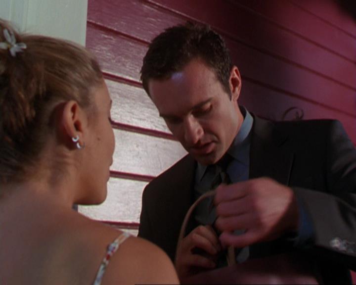 Charmed-Online_dot_net-3x02MagicHour1644.jpg