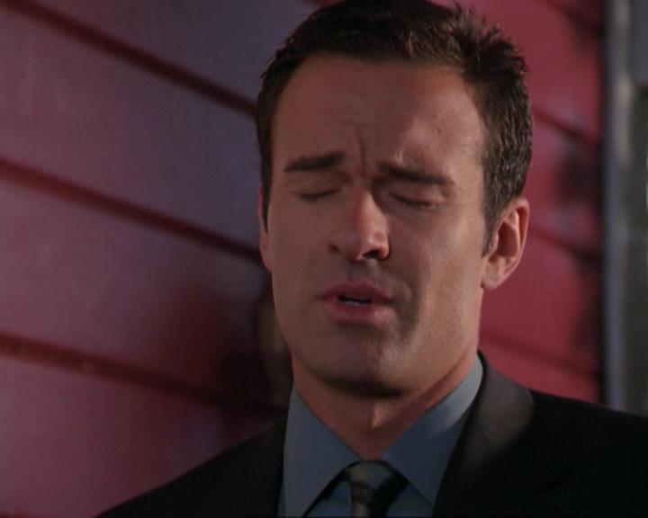 Charmed-Online_dot_net-3x02MagicHour1647.jpg