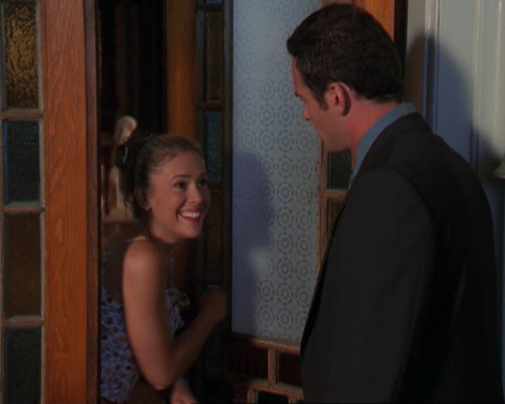 Charmed-Online_dot_net-3x02MagicHour1683.jpg