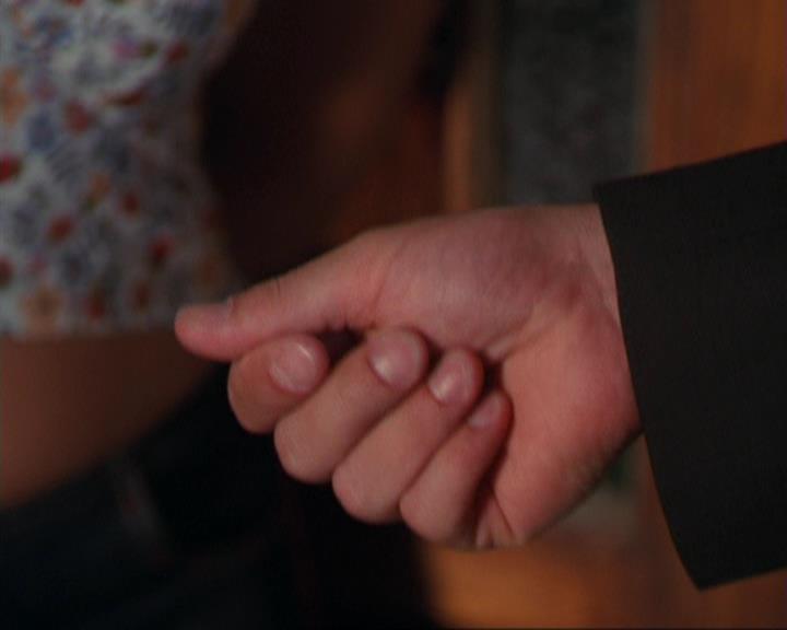 Charmed-Online_dot_net-3x02MagicHour1706.jpg