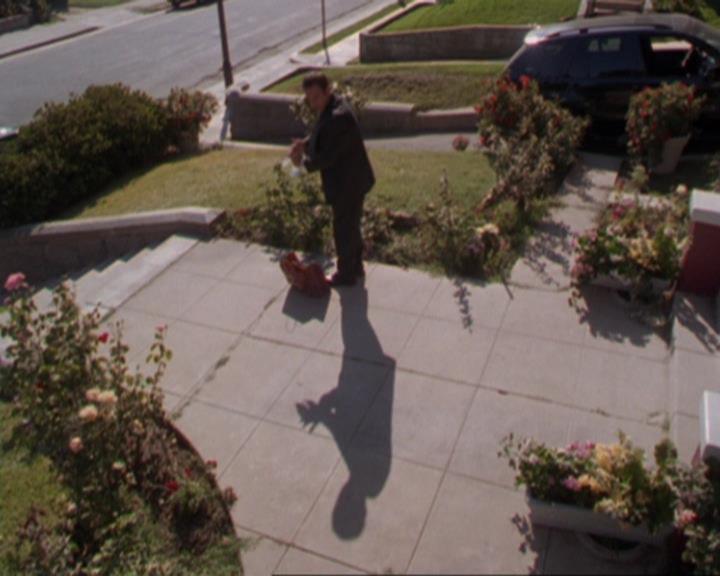 Charmed-Online_dot_net-3x02MagicHour1731.jpg