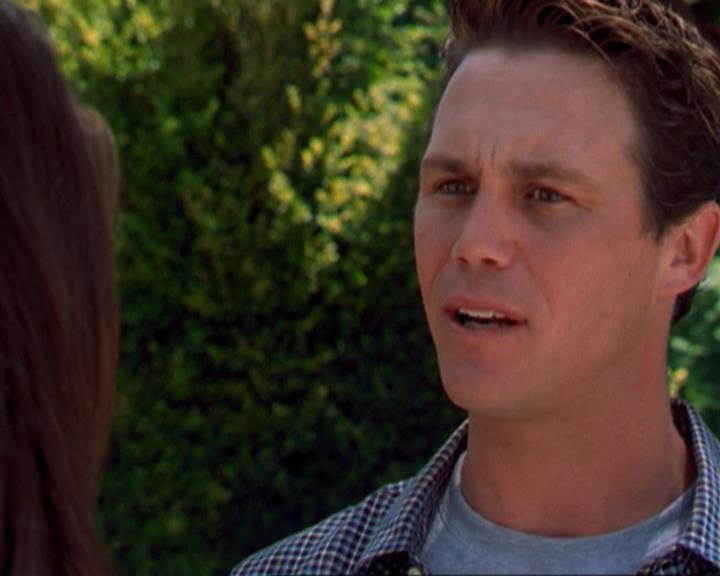 Charmed-Online_dot_net-3x02MagicHour1838.jpg