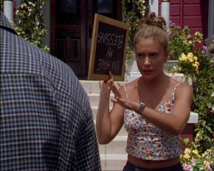 Charmed-Online_dot_net-3x02MagicHour1906.jpg