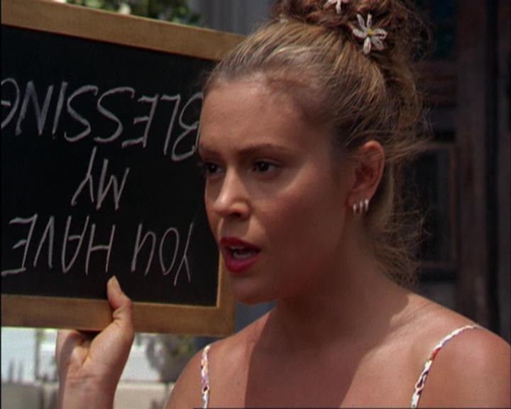 Charmed-Online_dot_net-3x02MagicHour1917.jpg