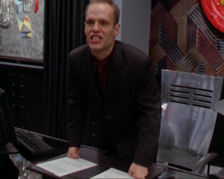 Charmed-Online_dot_net-3x02MagicHour1992.jpg