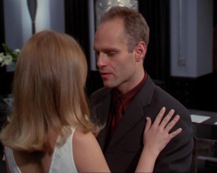 Charmed-Online_dot_net-3x02MagicHour2020.jpg