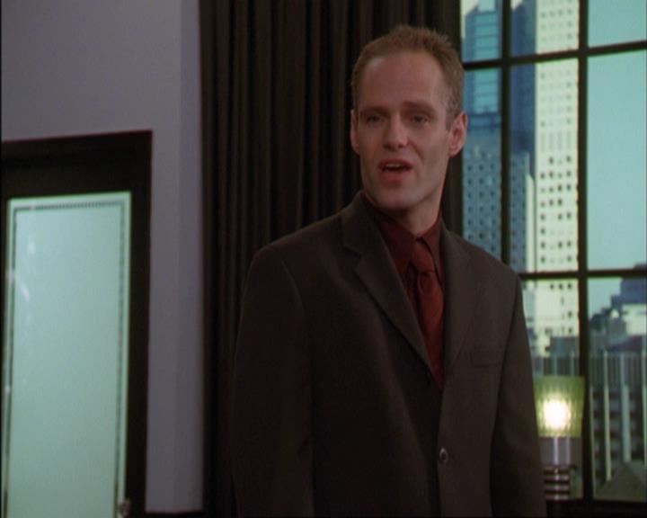 Charmed-Online_dot_net-3x02MagicHour2143.jpg