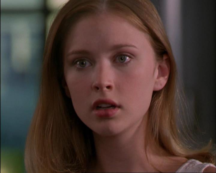 Charmed-Online_dot_net-3x02MagicHour2153.jpg