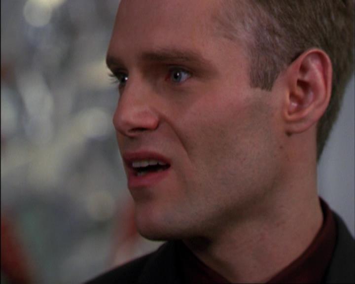 Charmed-Online_dot_net-3x02MagicHour2154.jpg