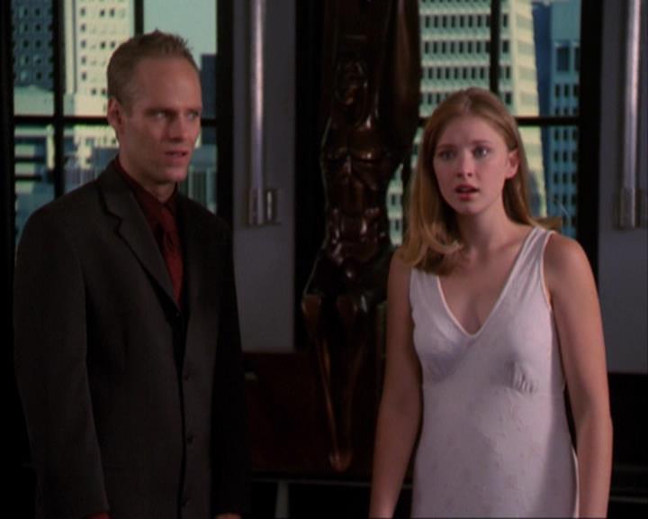 Charmed-Online_dot_net-3x02MagicHour2157.jpg