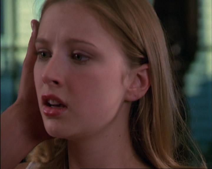 Charmed-Online_dot_net-3x02MagicHour2165.jpg