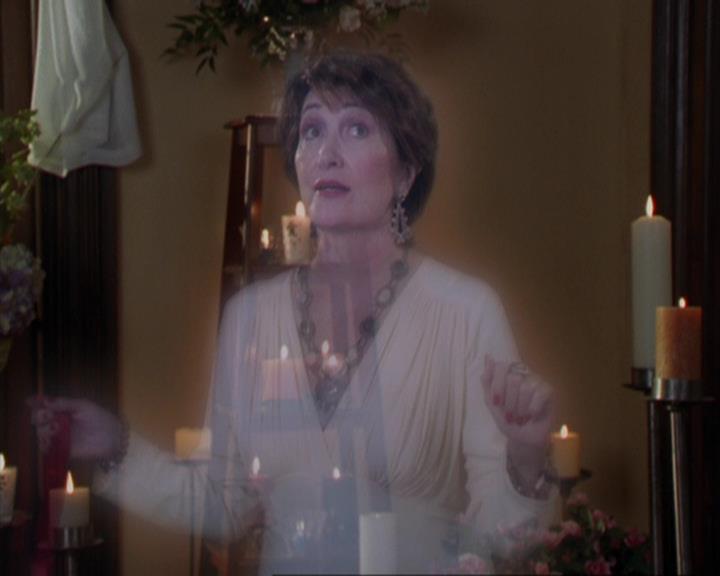 Charmed-Online_dot_net-3x02MagicHour2225.jpg