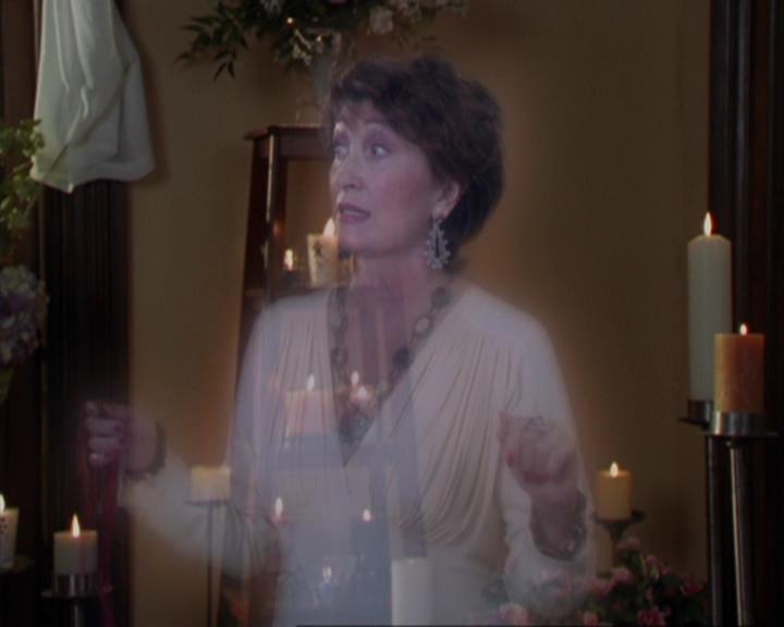 Charmed-Online_dot_net-3x02MagicHour2226.jpg