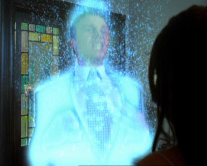 Charmed-Online_dot_net-3x02MagicHour2285.jpg