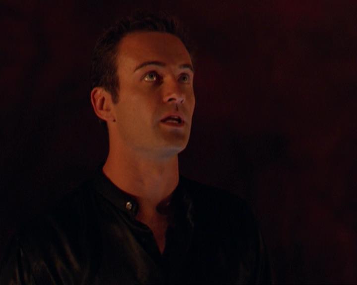 Charmed-Online_dot_net-3x02MagicHour2357.jpg Charmed-Online_dot_net-3x02MagicHour2357.jpg
